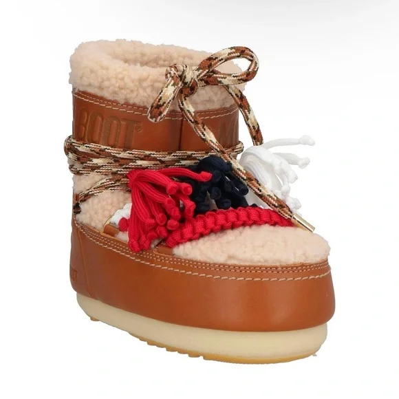 Moon boots x Chloe Cozy Brown and Cream Winter Boots with Tassels - Picture 3 of 9